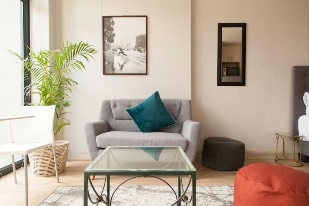 Four Seasons Apartments Кейптаун Екстериор снимка